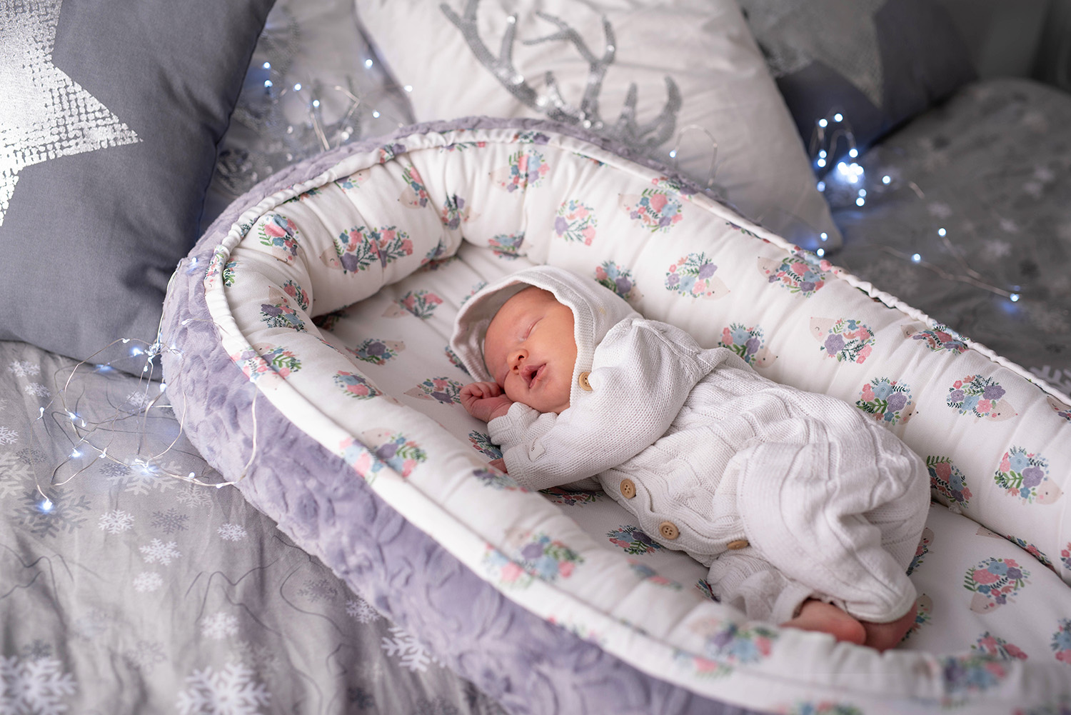 ΒΡΕΦΙΚΕΣ ΦΩΛΙΕΣ